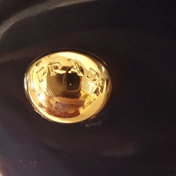 Prada Spazzolato Gardner Tote - Picture 13 of 16